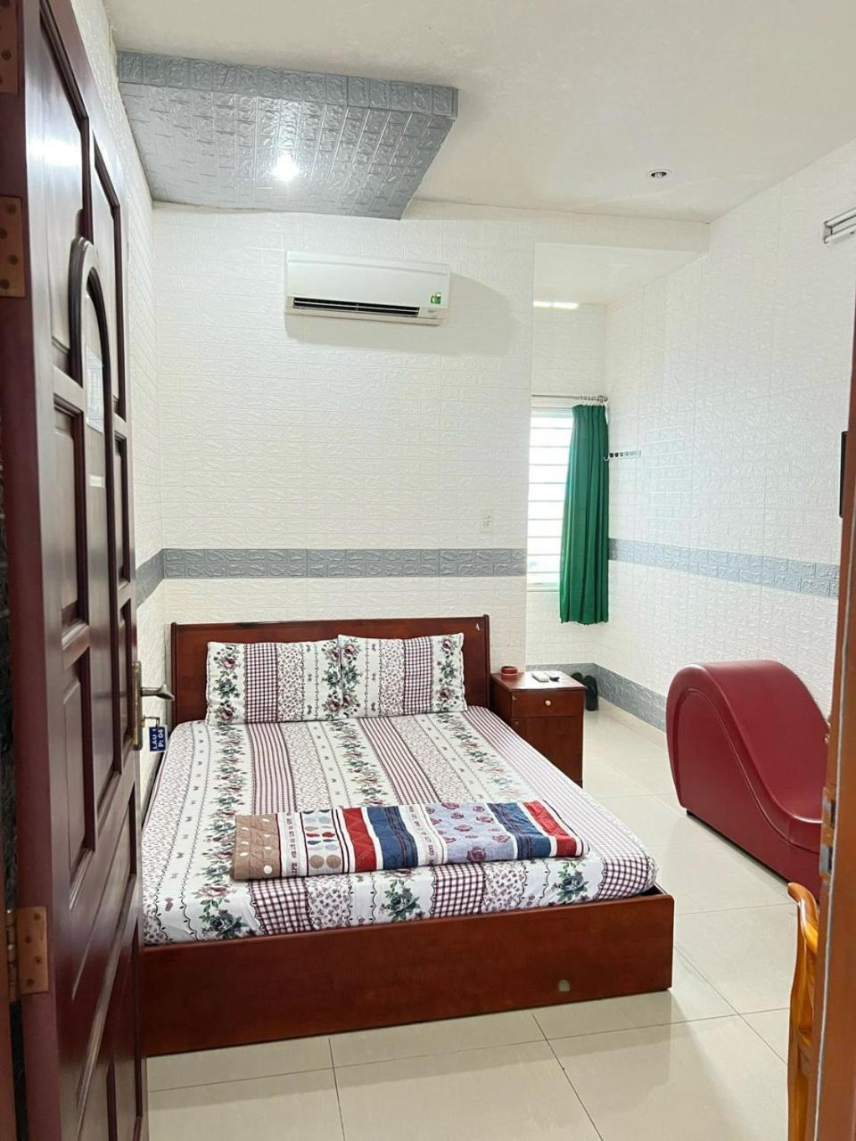 Khach San Khanh Du - Khanh Du Hotel เบียนฮหว่า ภายนอก รูปภาพ