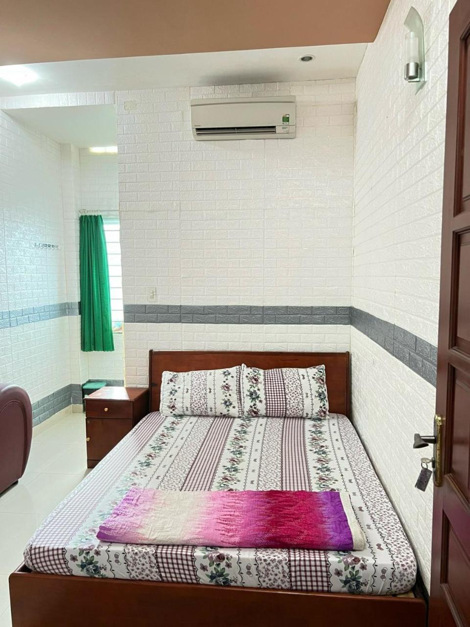 Khach San Khanh Du - Khanh Du Hotel เบียนฮหว่า ภายนอก รูปภาพ